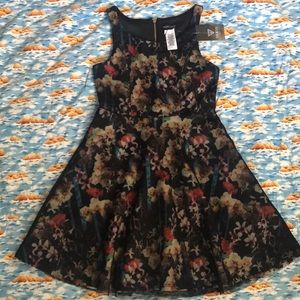 Kids NWT Marciano prty dress  sze7/8 black/floral